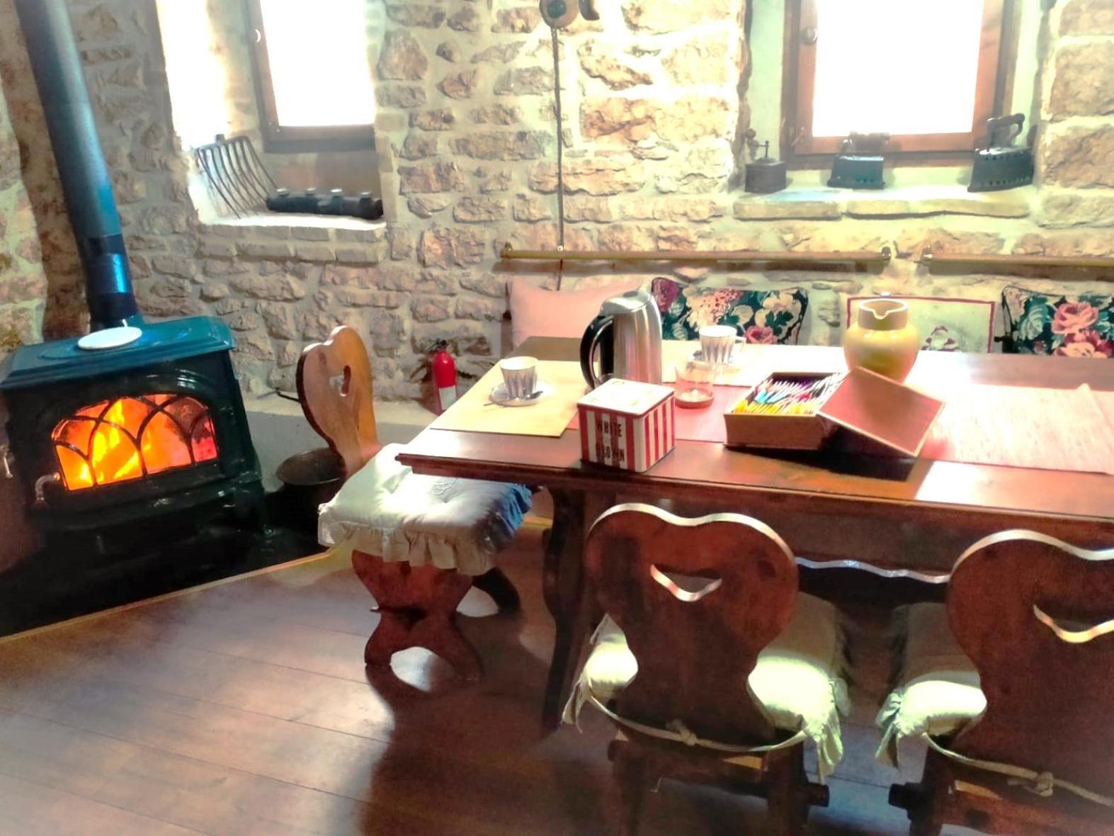 Maison En Pierre Фіастра Екстер'єр фото